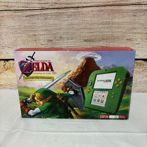 Nintendo 2DS Green - Zelda Ocarina of Time 3D
